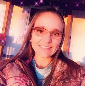 Meet your Posher, Dana